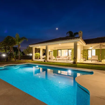 Villa Mediterranean Villa, On One Floor, With Private Heated Pool, Large Garden And Terrace And Close To The Sea, In