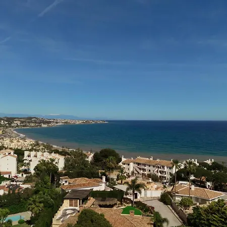 Mediterranean Villa, On One Floor, With Private Heated Pool, Large Garden And Terrace And Close To The Sea, In Villa