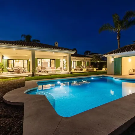 Villa Mediterranean Villa, On One Floor, With Private Heated Pool, Large Garden And Terrace And Close To The Sea, In