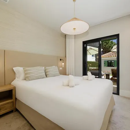 Villa Mediterranean Villa, On One Floor, With Private Heated Pool, Large Garden And Terrace And Close To The Sea, In *
